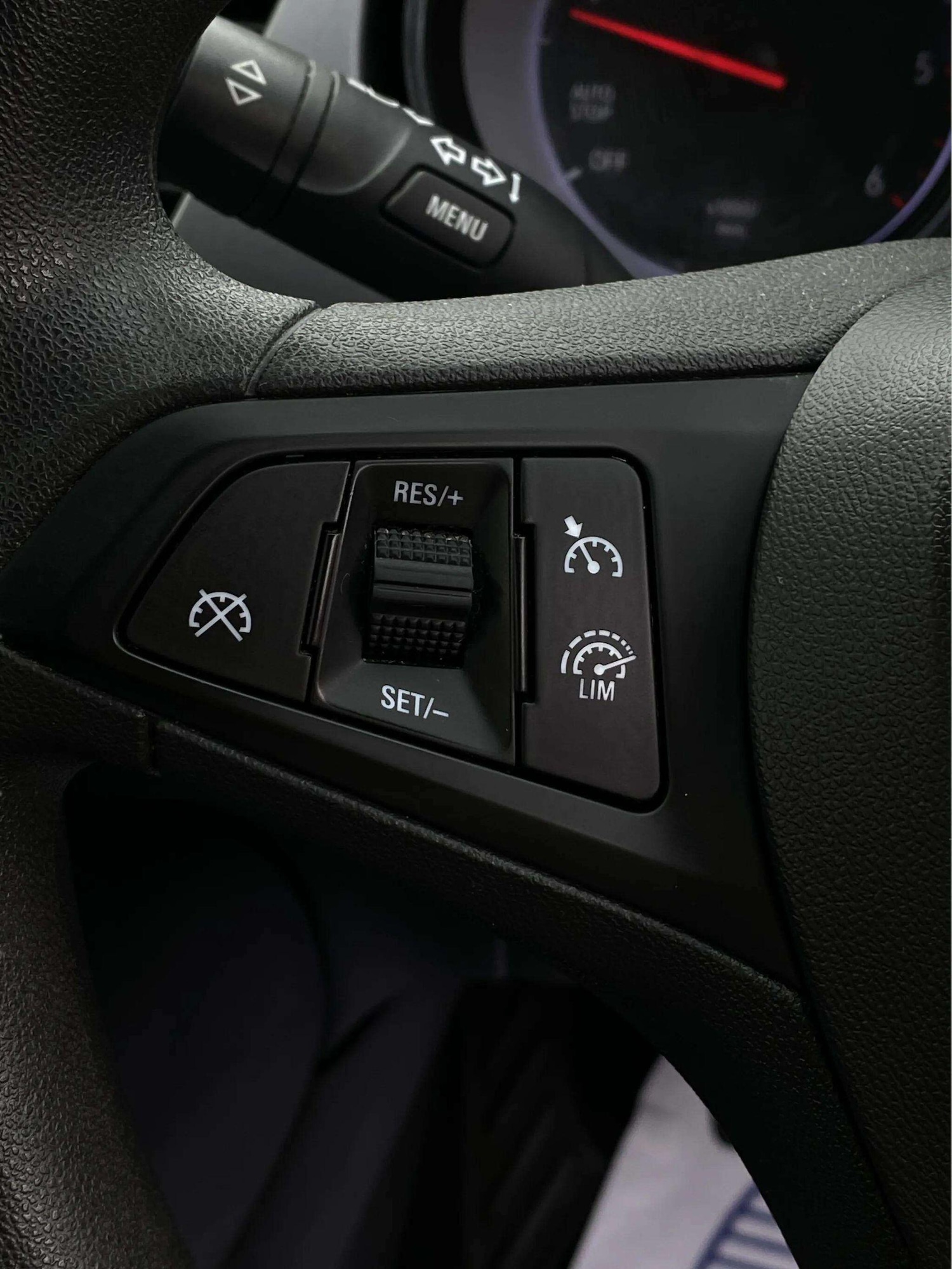 Used Vauxhall Astra for sale - 77808637: Photo 41