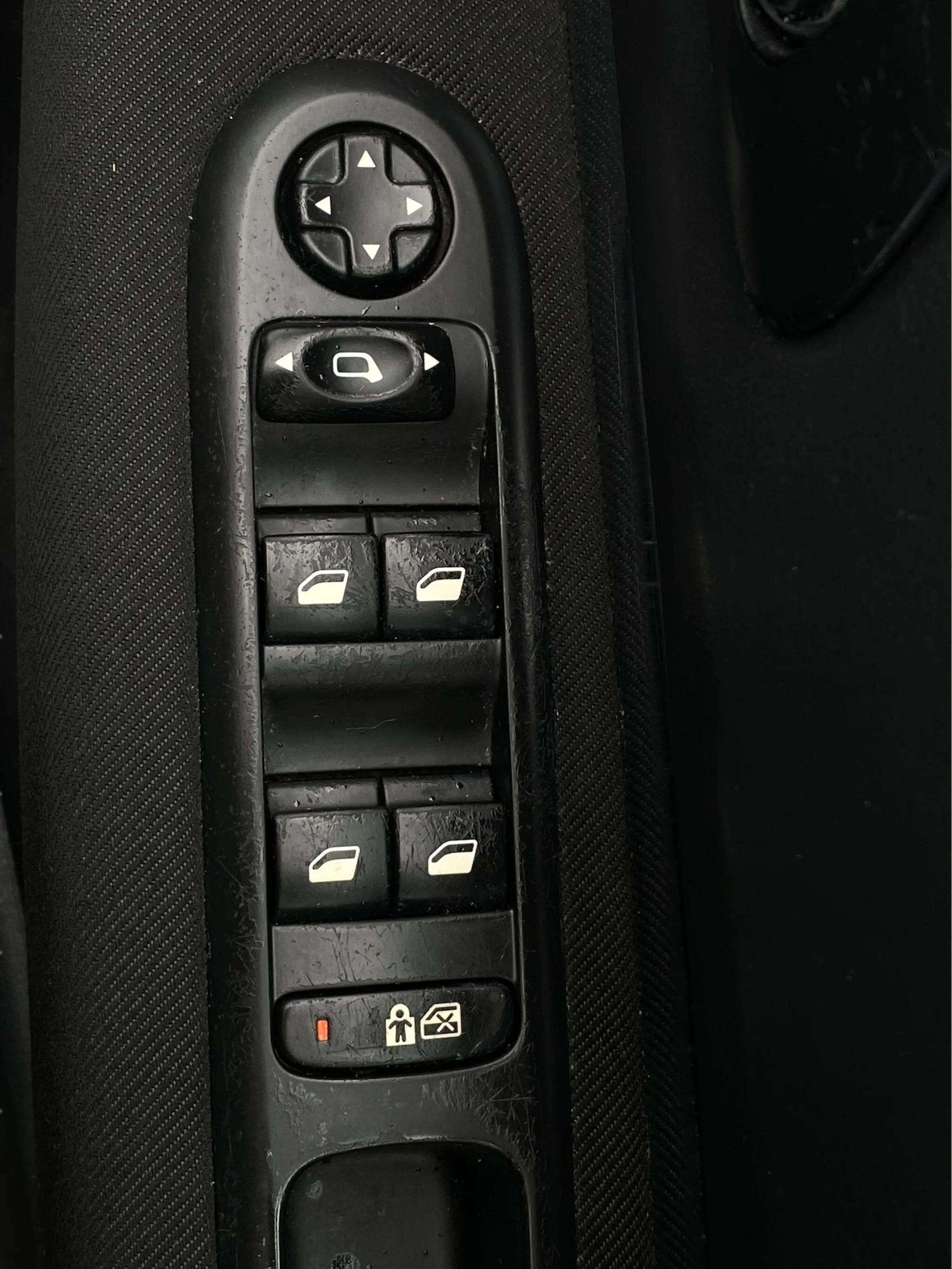 Used Peugeot 3008 2011 for sale - 77807878: Photo 42