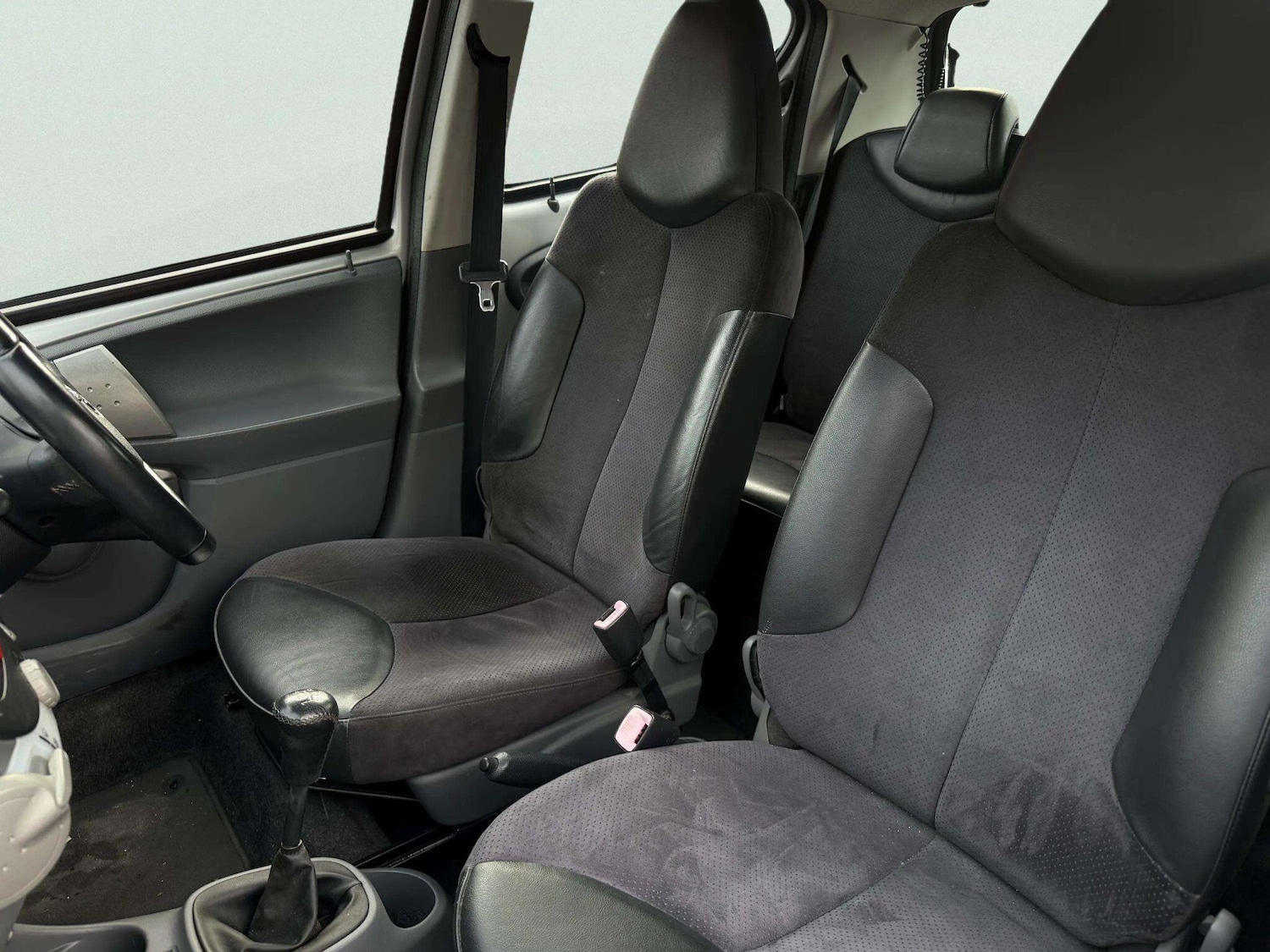 Used Toyota AYGO for sale - 77808260: Photo 37