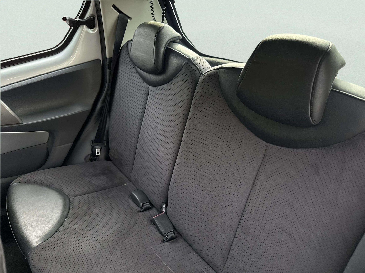 Used Toyota AYGO for sale - 77808260: Photo 39