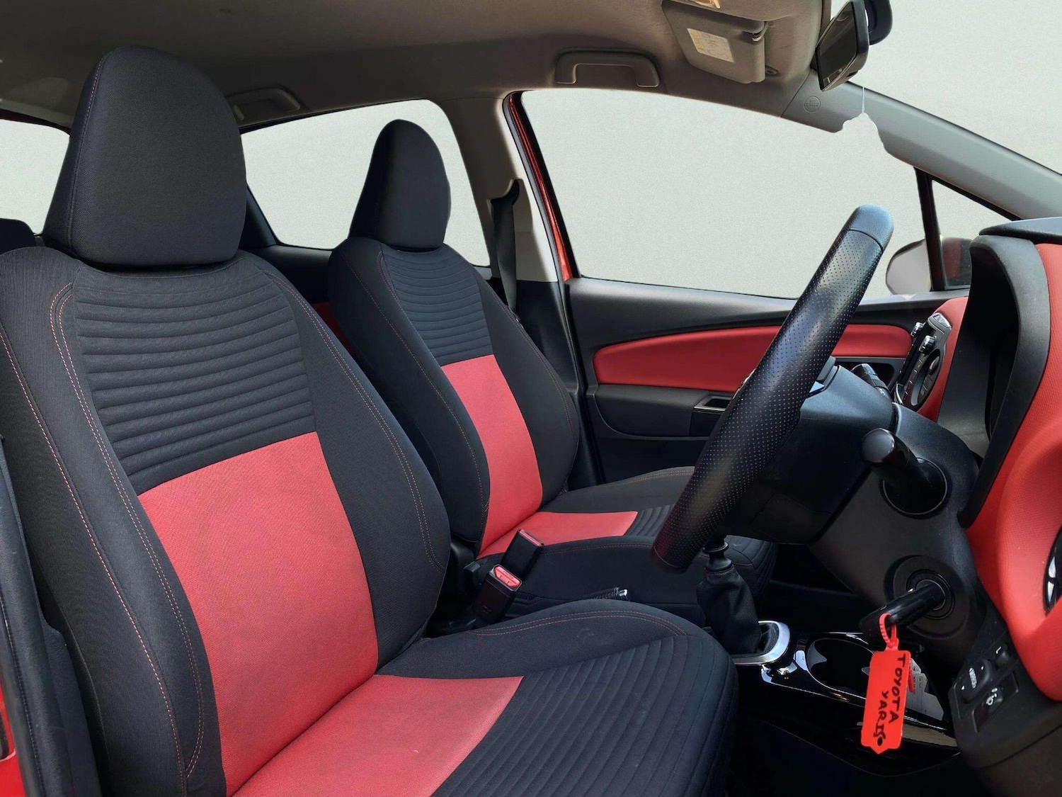 Used Toyota Yaris 2014 for sale - 78157616: Photo 45