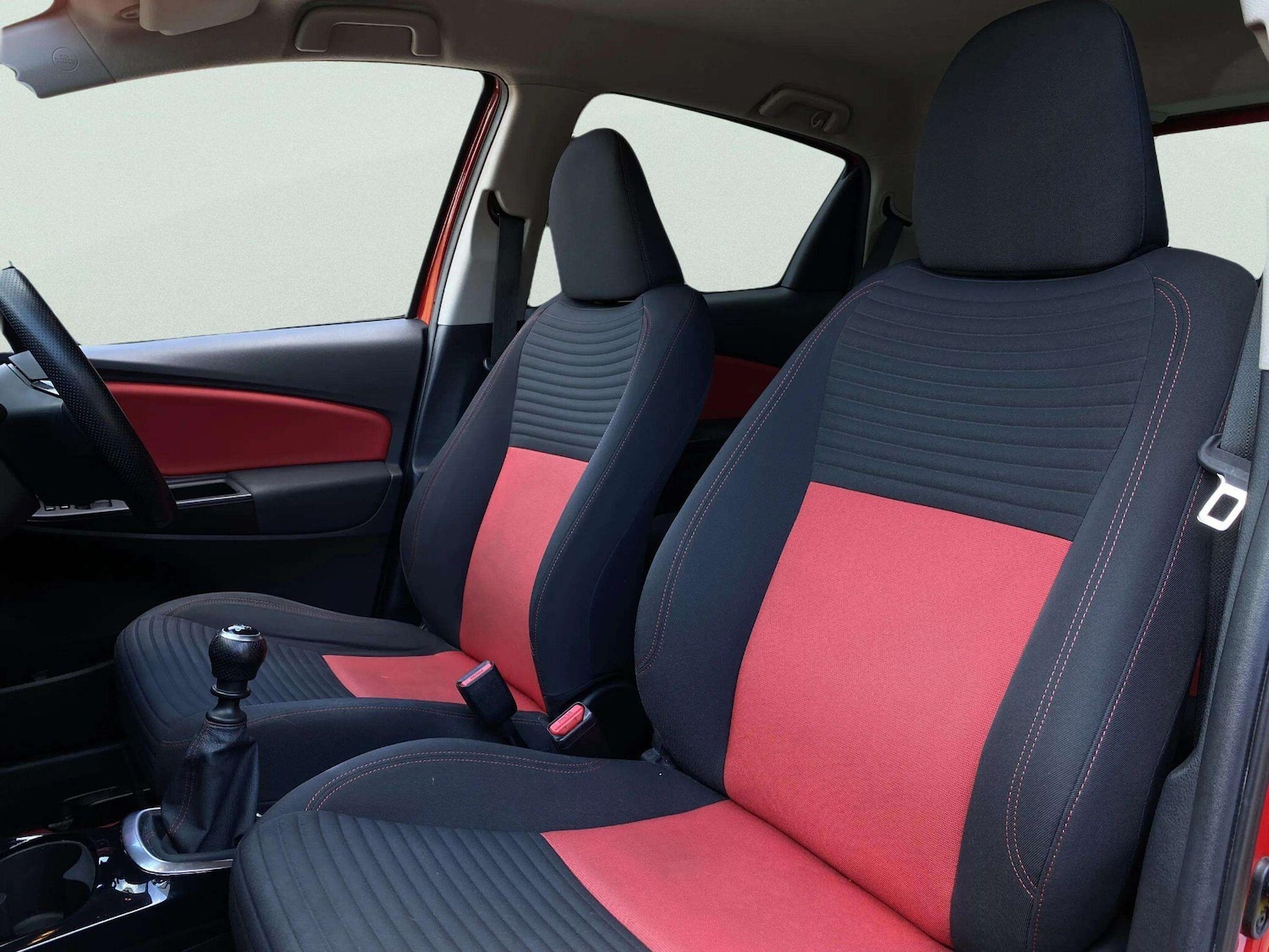 Used Toyota Yaris 2014 for sale - 78157616: Photo 46