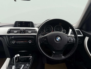 Used BMW 3 Series 2012 for sale - 77808997: Photo