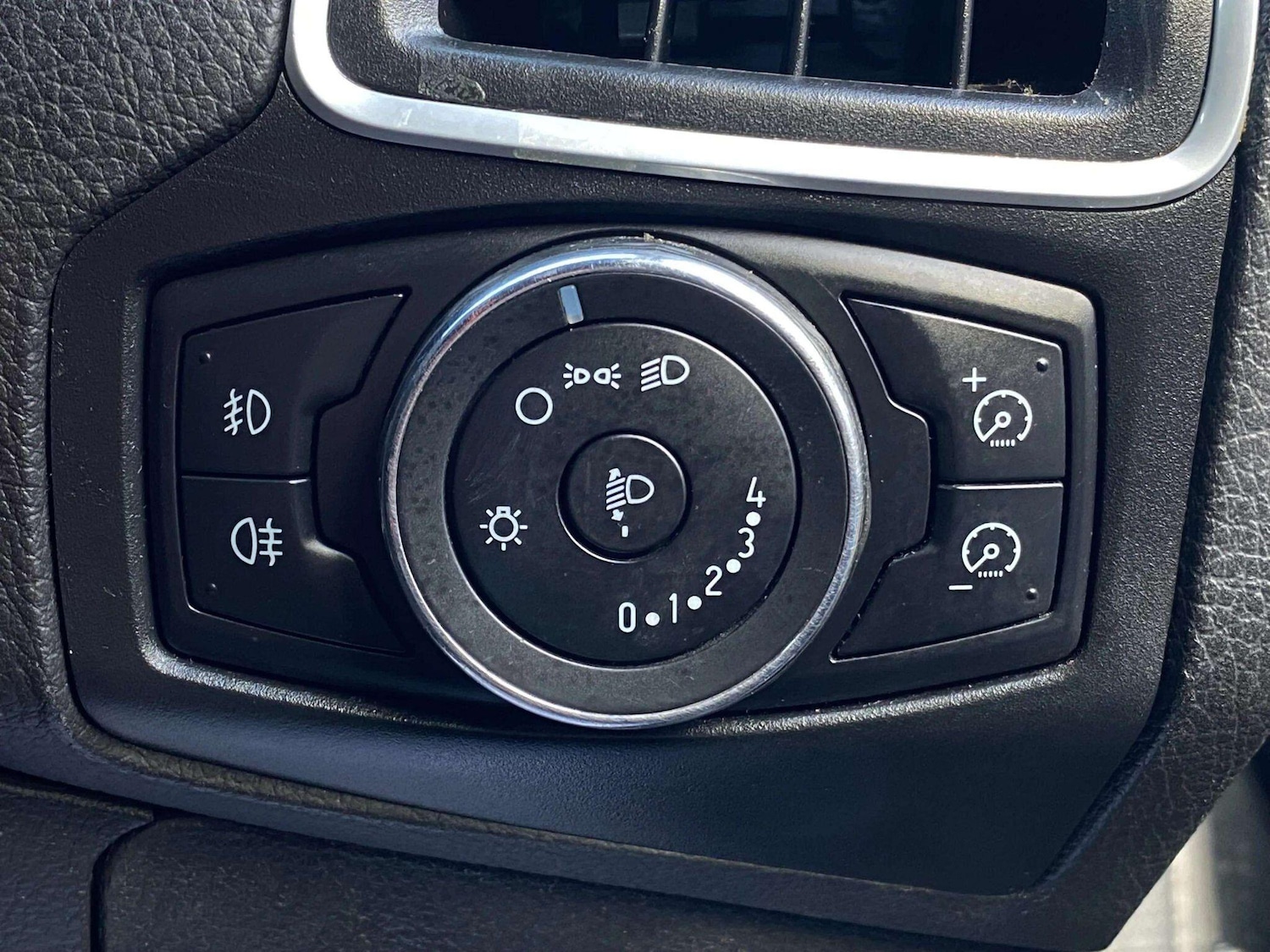 Used Ford Focus for sale - 77925292: Photo 21