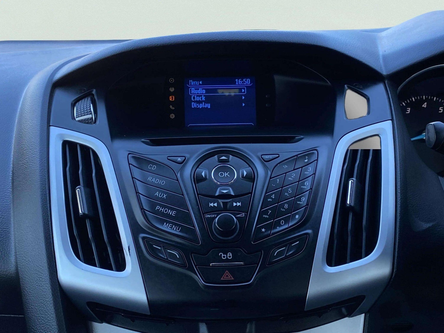 Used Ford Focus for sale - 77925292: Photo 38