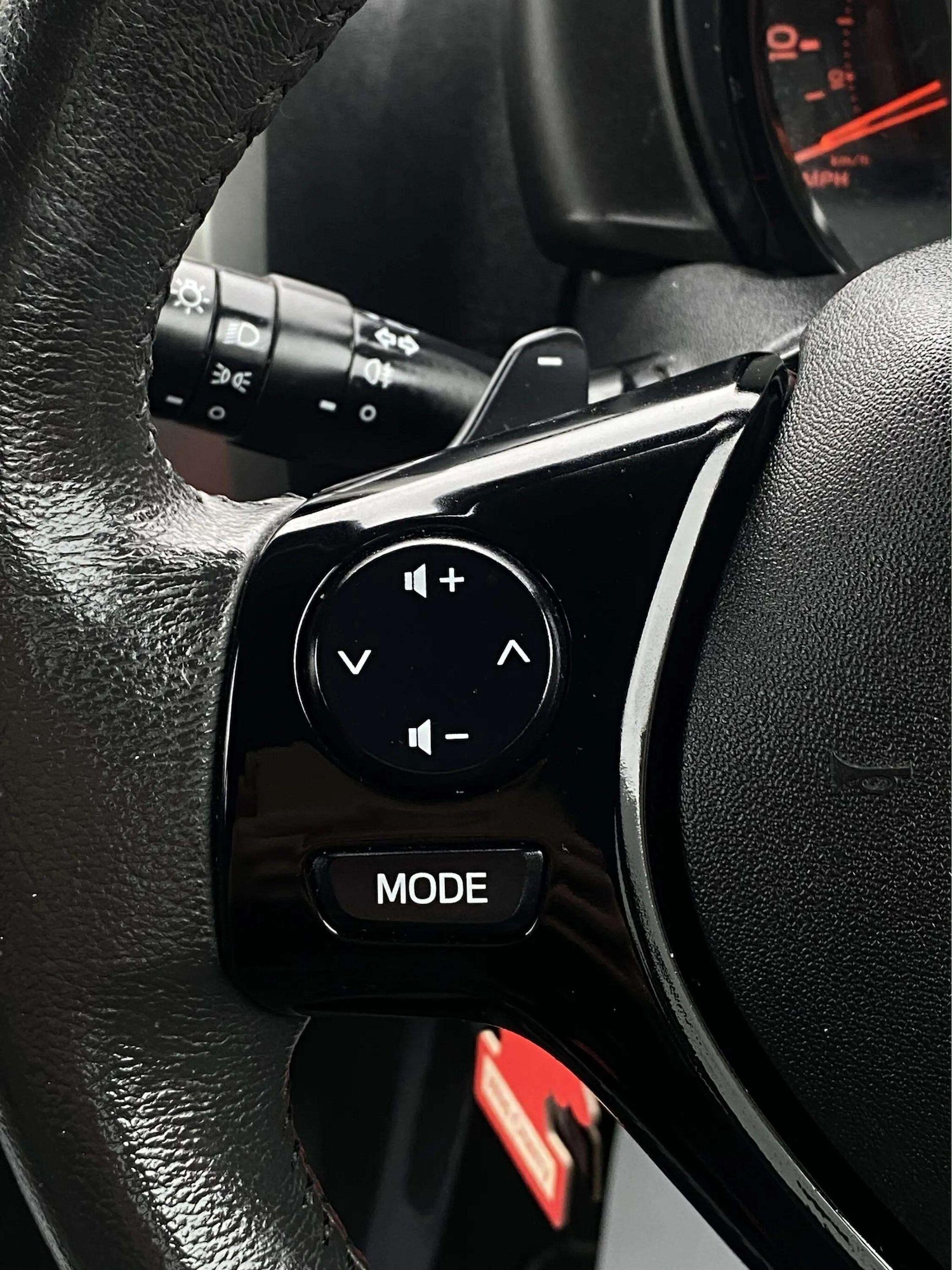 Used Peugeot 108 for sale - 77808281: Photo 17