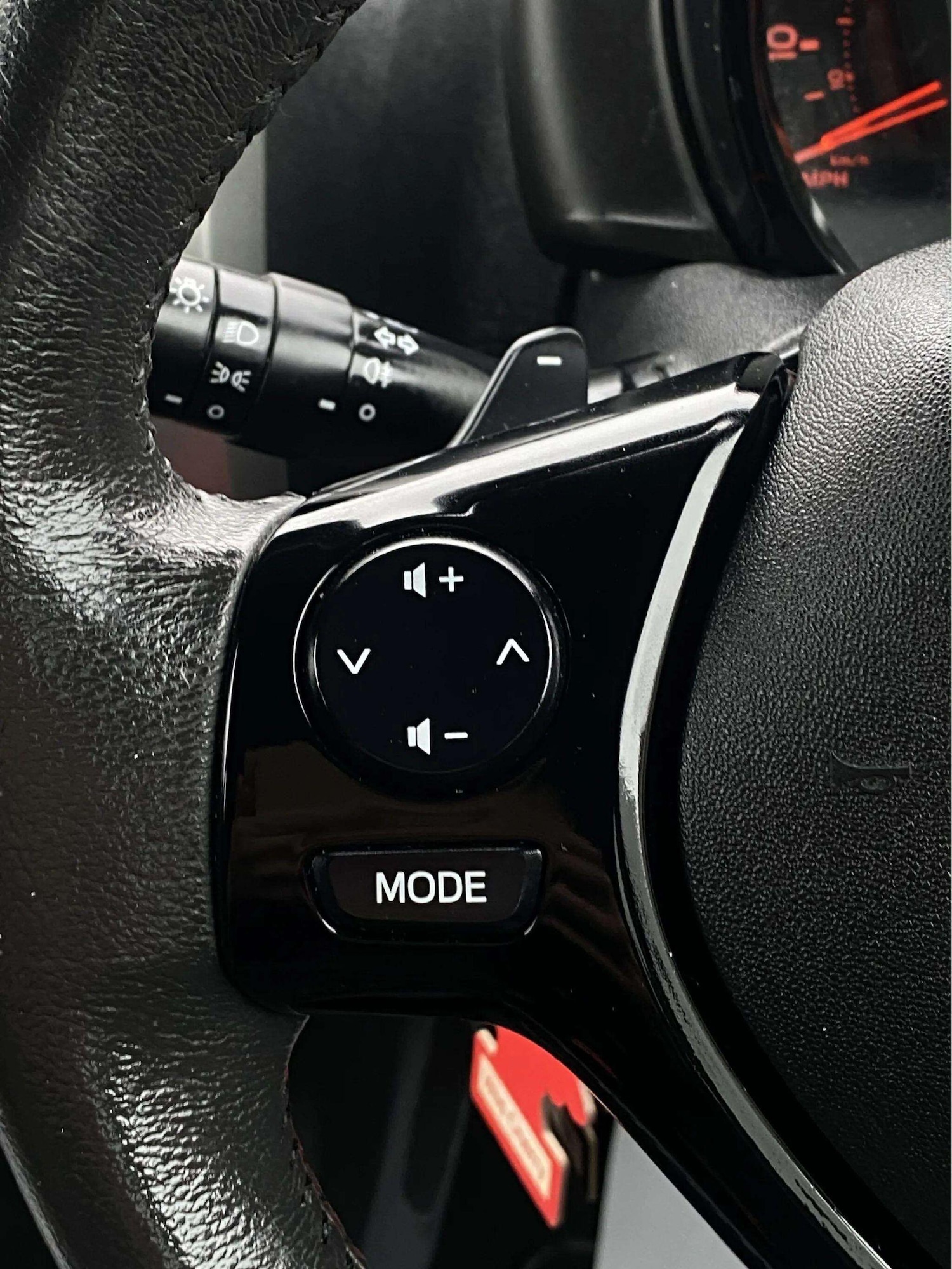 Used Peugeot 108 for sale - 77808281: Photo 40