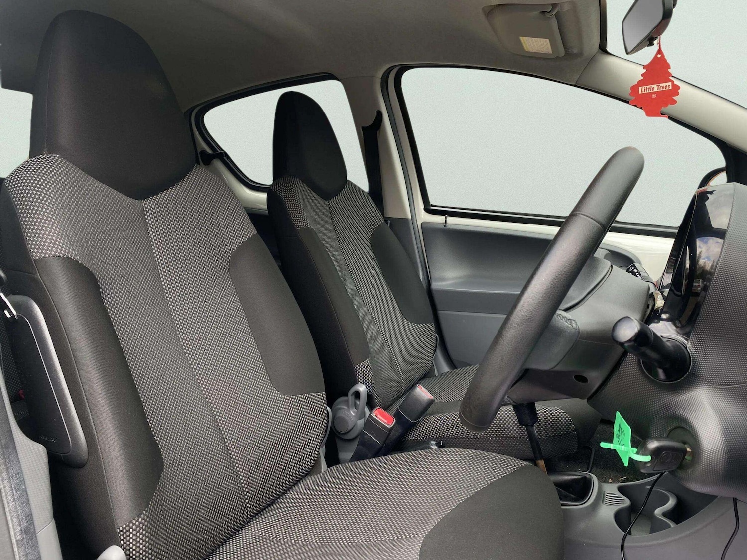 Used Toyota AYGO for sale - 78135888: Photo 40