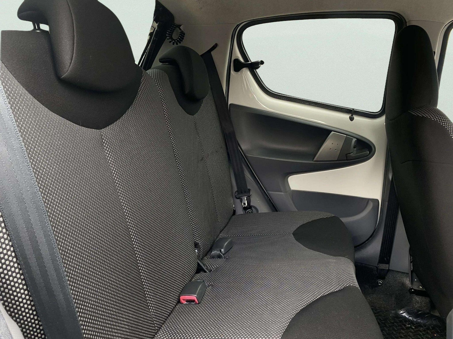 Used Toyota AYGO for sale - 78135888: Photo 42