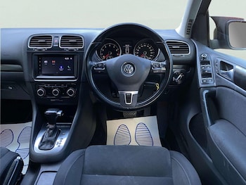 Used Volkswagen Golf 2010 for sale - 79026174: Photo
