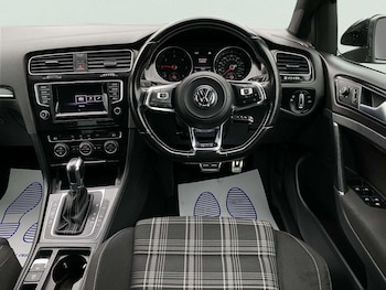 Used Volkswagen Golf 2015 for sale - 78528467: Photo