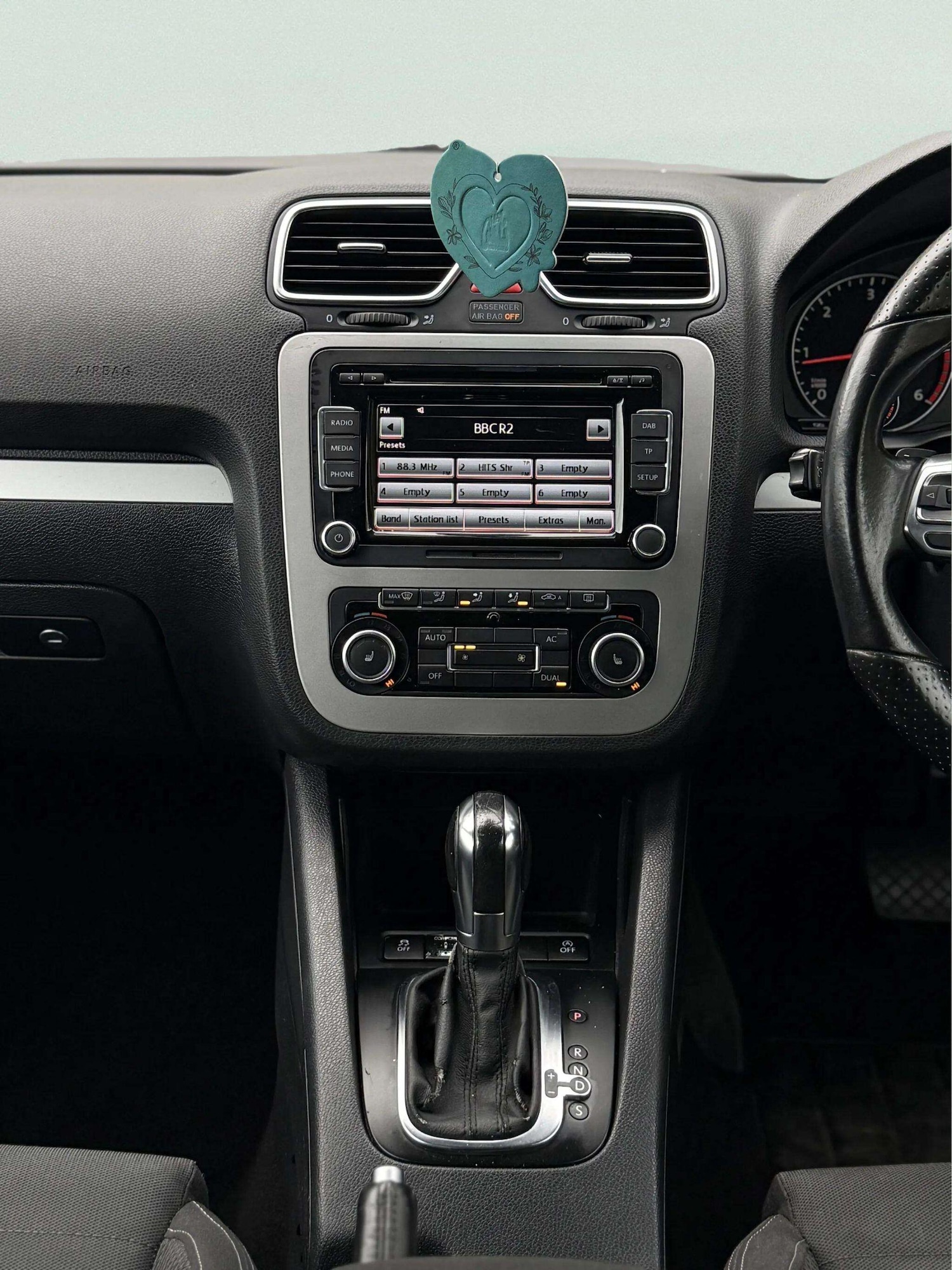 Used Volkswagen Scirocco for sale - 77808700: Photo 35