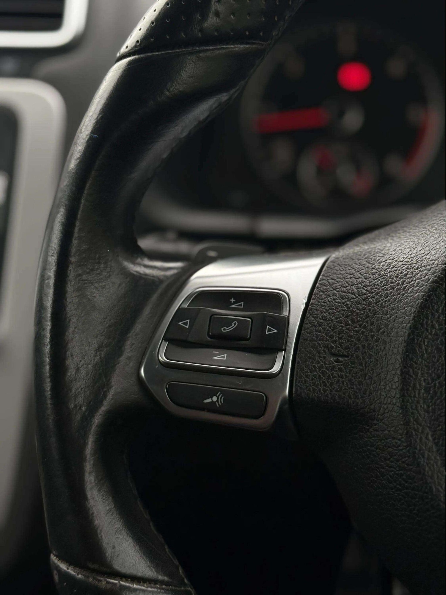 Used Volkswagen Scirocco for sale - 77808700: Photo 43