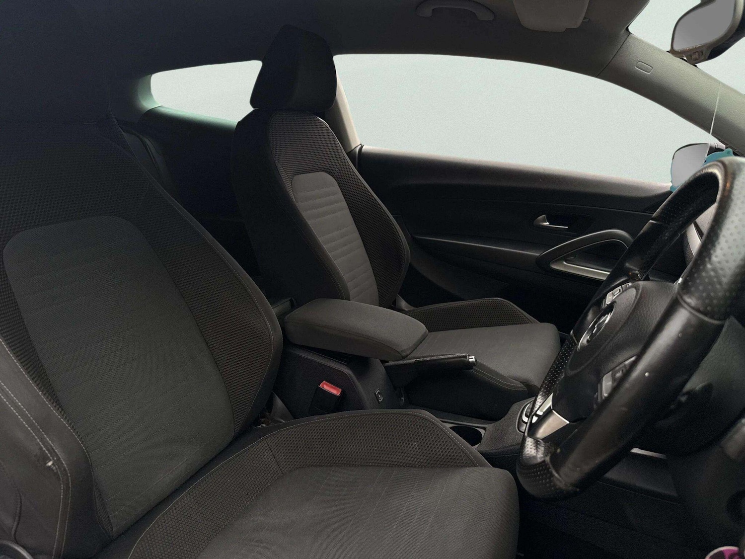 Used Volkswagen Scirocco for sale - 77808700: Photo 45