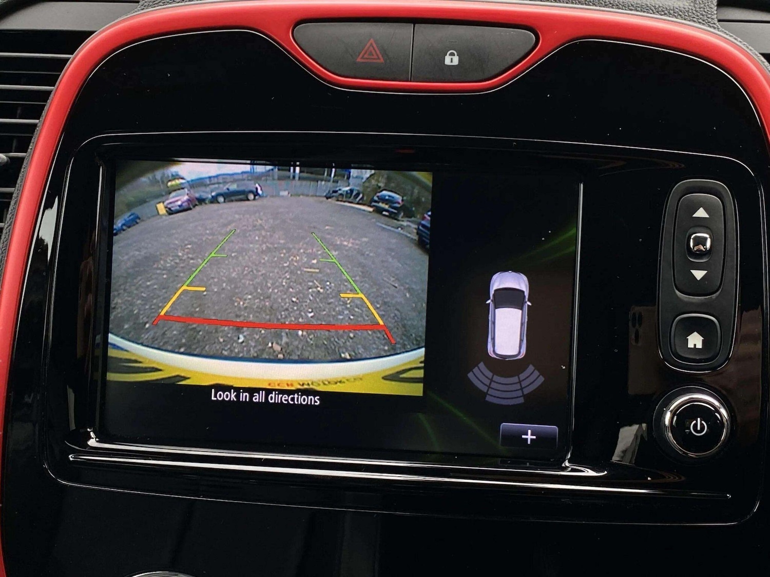 Used Renault Captur for sale - 77807640: Photo 3