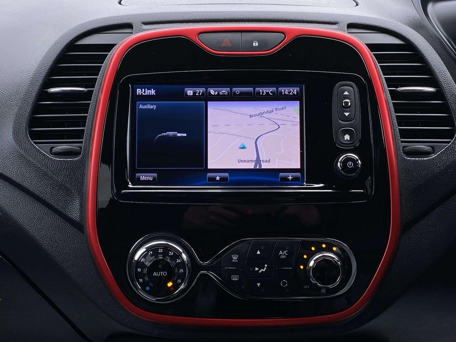 Used Renault Captur for sale - 77807640: Photo 38