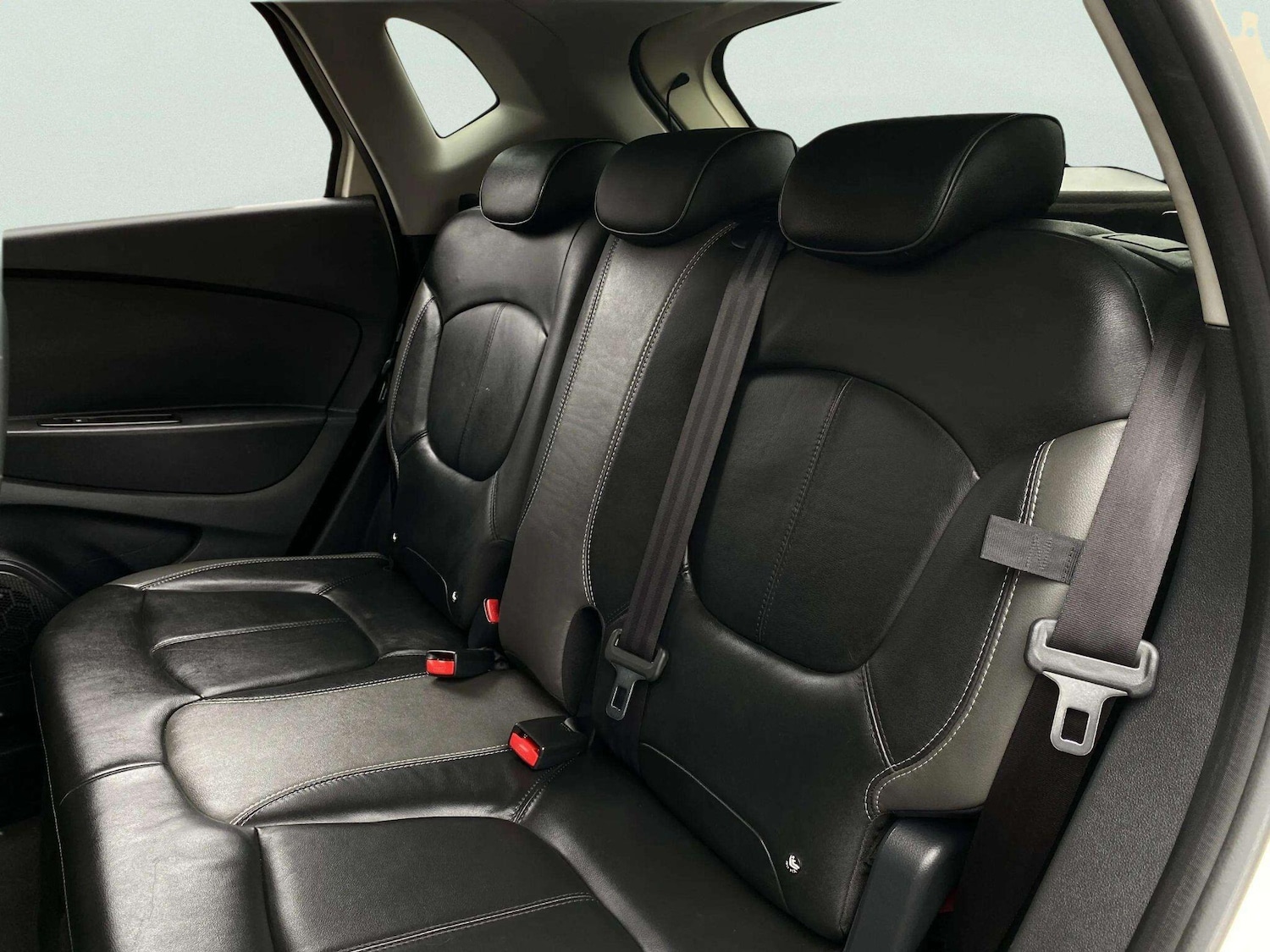 Used Renault Captur for sale - 77807640: Photo 48