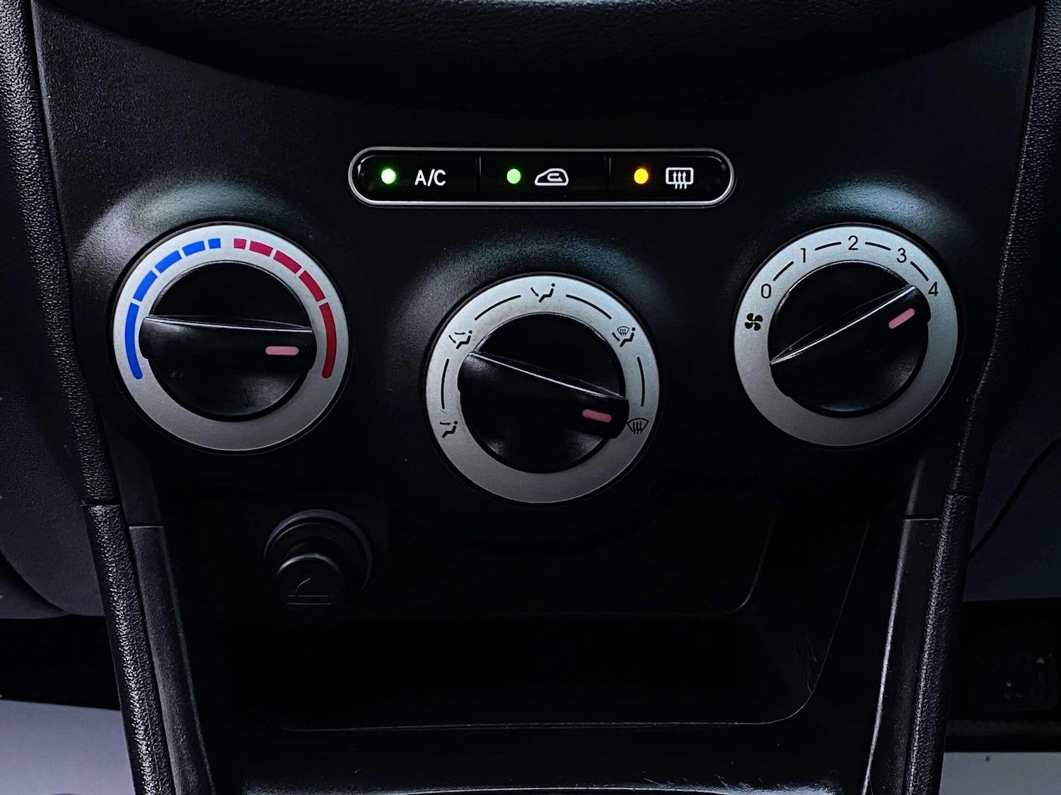 Used Hyundai i10 for sale - 77808717: Photo 12