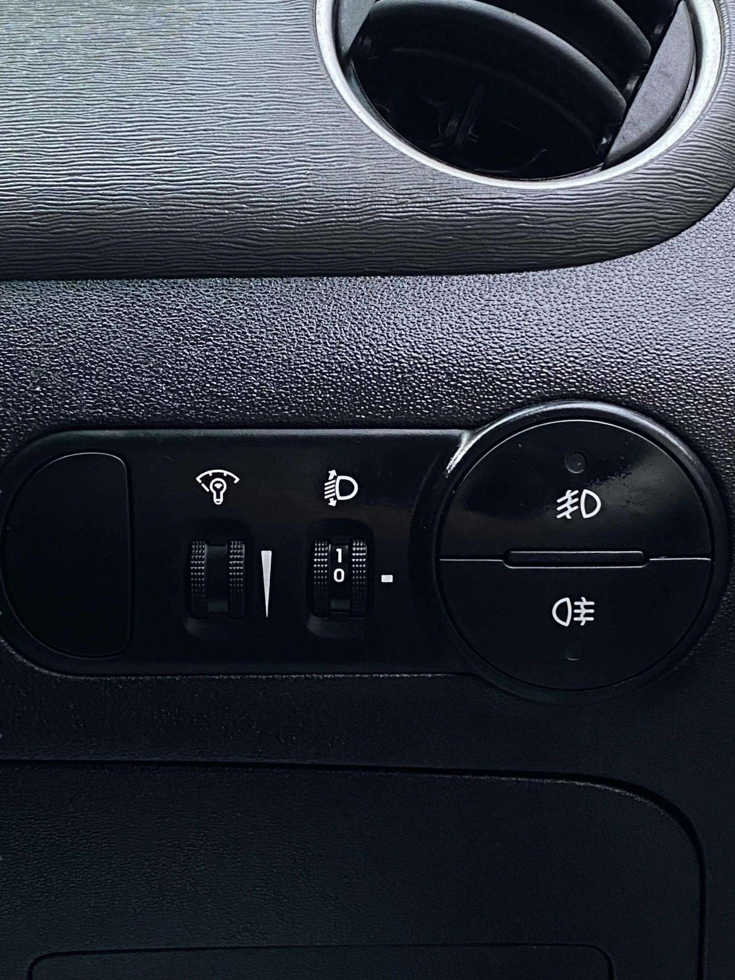 Used Hyundai i10 for sale - 77808717: Photo 15