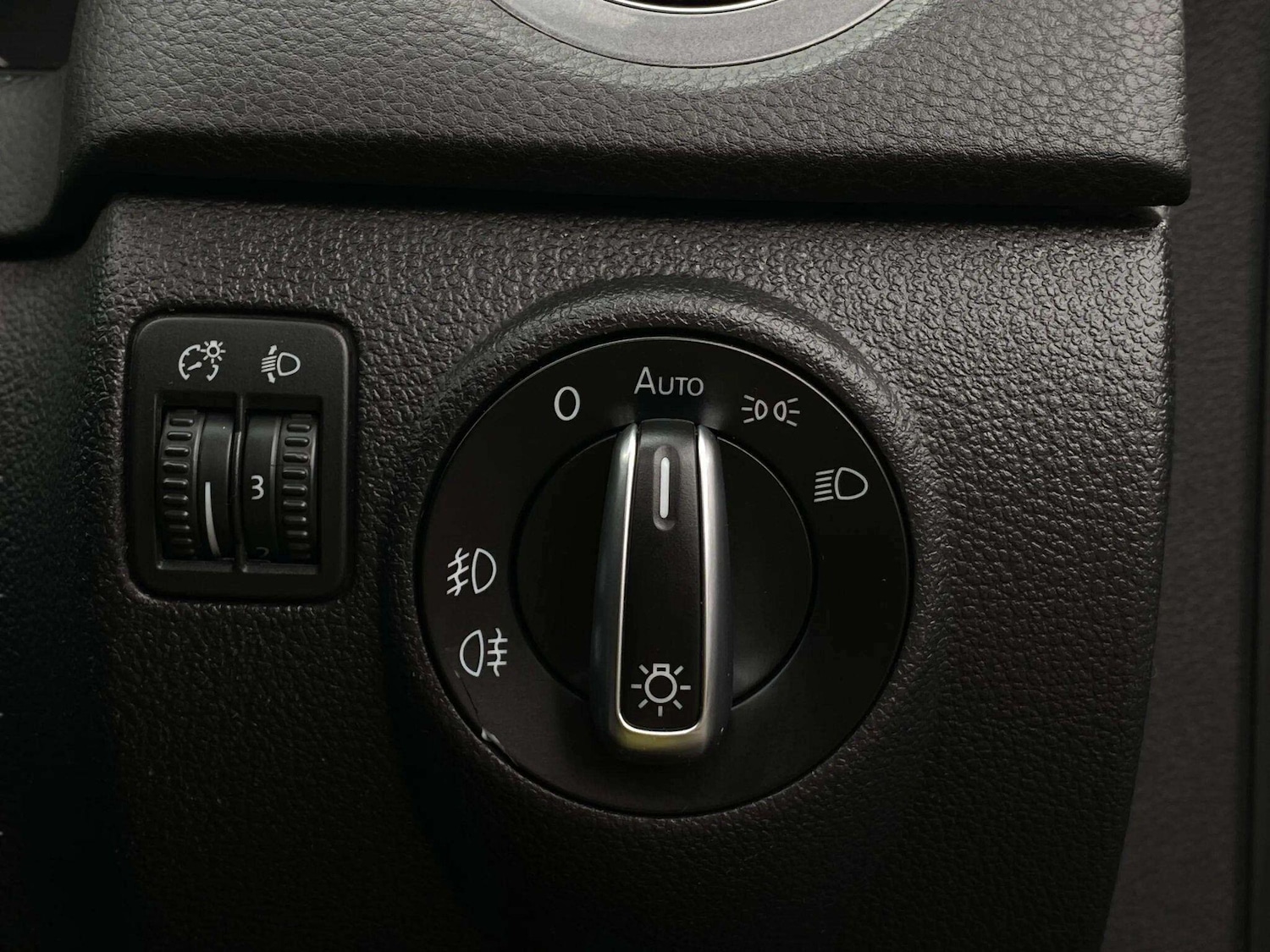 Used Volkswagen Tiguan 2014 for sale - 78147838: Photo 25