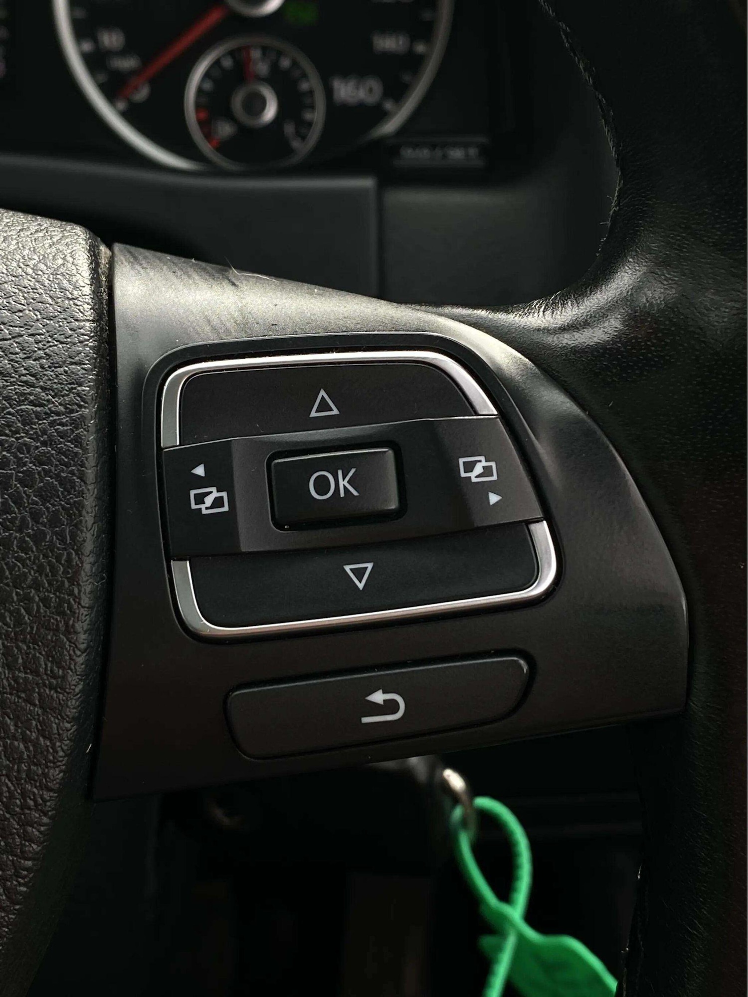 Used Volkswagen Tiguan 2014 for sale - 78147838: Photo 53