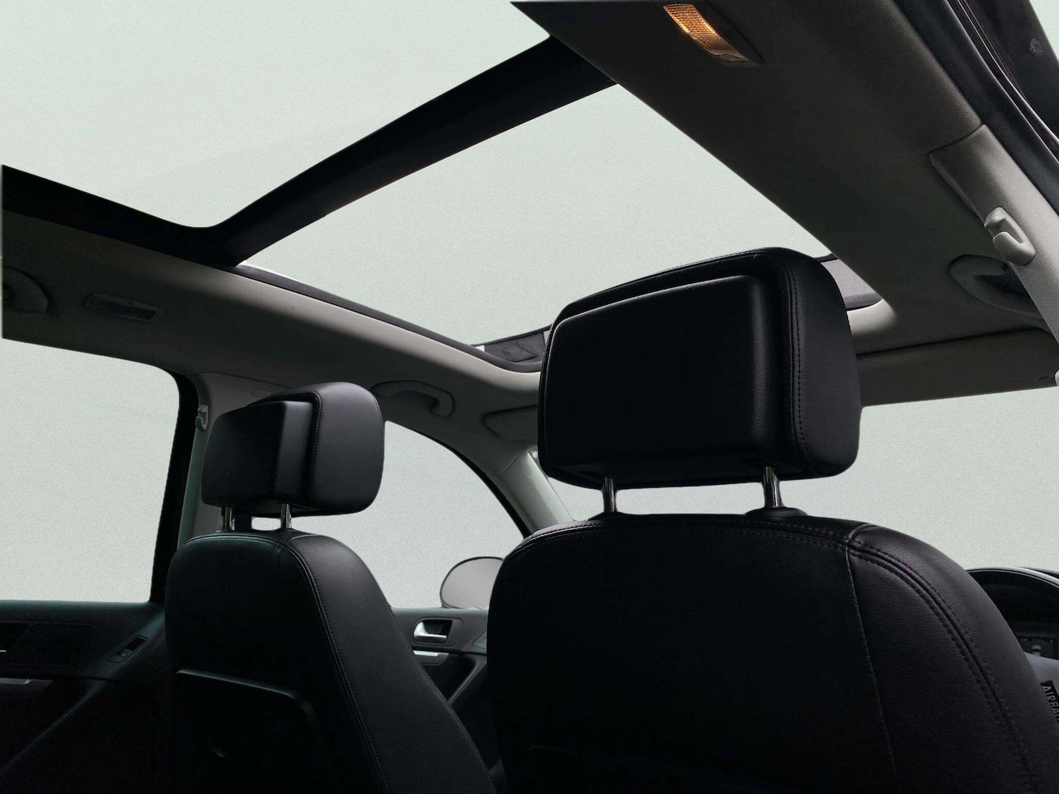 Used Volkswagen Tiguan 2014 for sale - 78147838: Photo 63