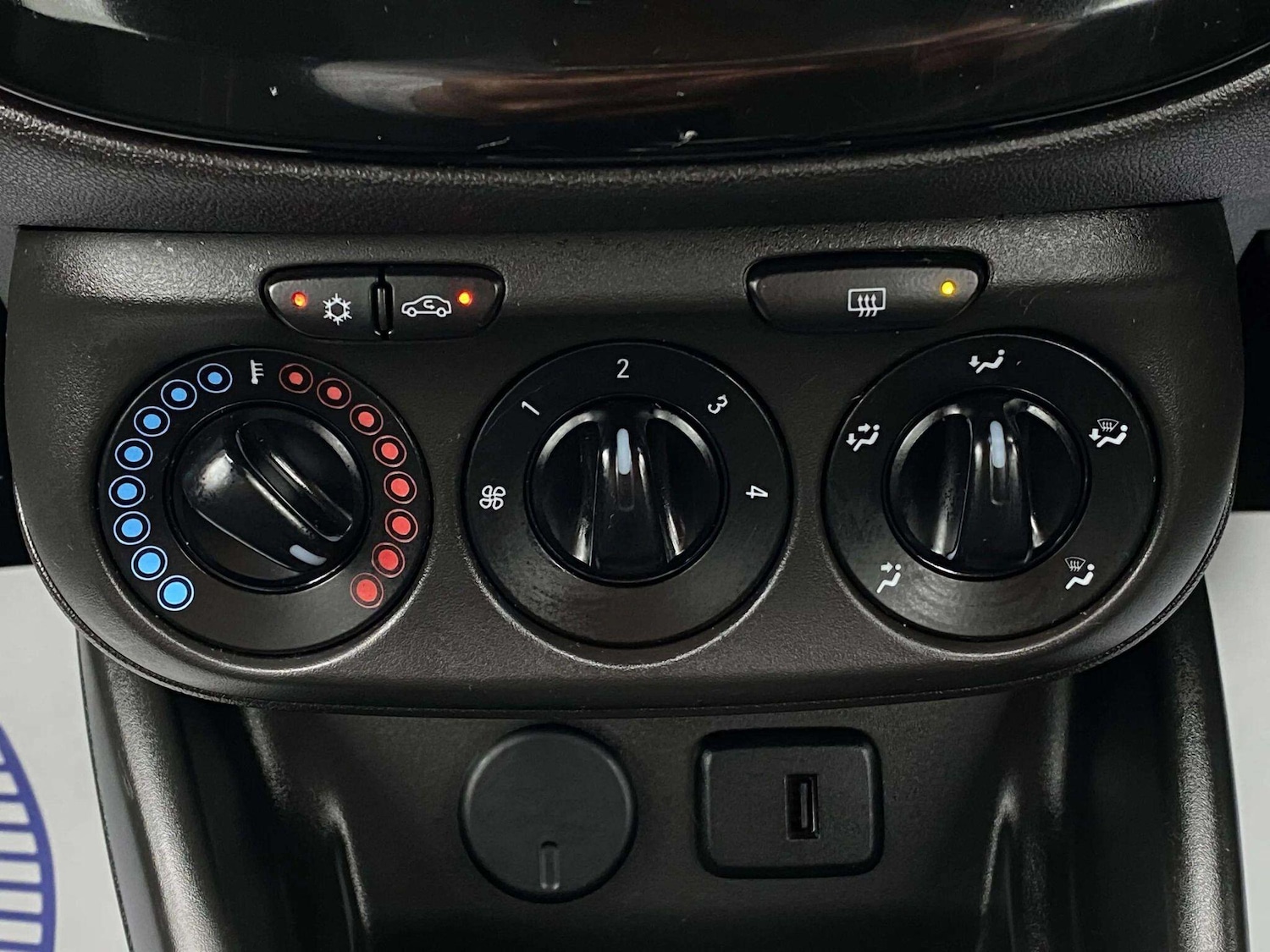 Used Vauxhall Corsa for sale - 77809168: Photo 15