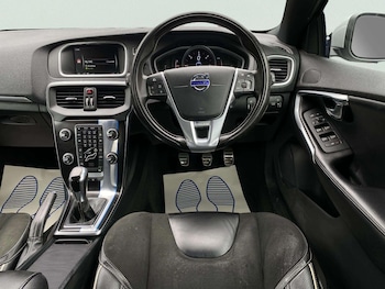Used Volvo V40 2016 for sale - 78934944: Photo