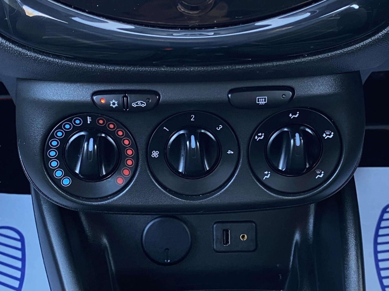 Used Vauxhall Corsa for sale - 77808729: Photo 35