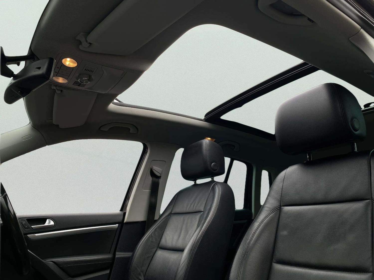 Used Volkswagen Tiguan 2014 for sale - 78006302: Photo 30