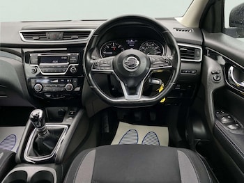 Used Nissan Qashqai 2017 for sale - 78609407: Photo