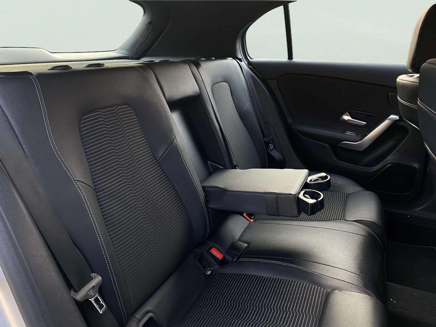 Used Mercedes-Benz A-Class for sale - 77957096: Photo 60