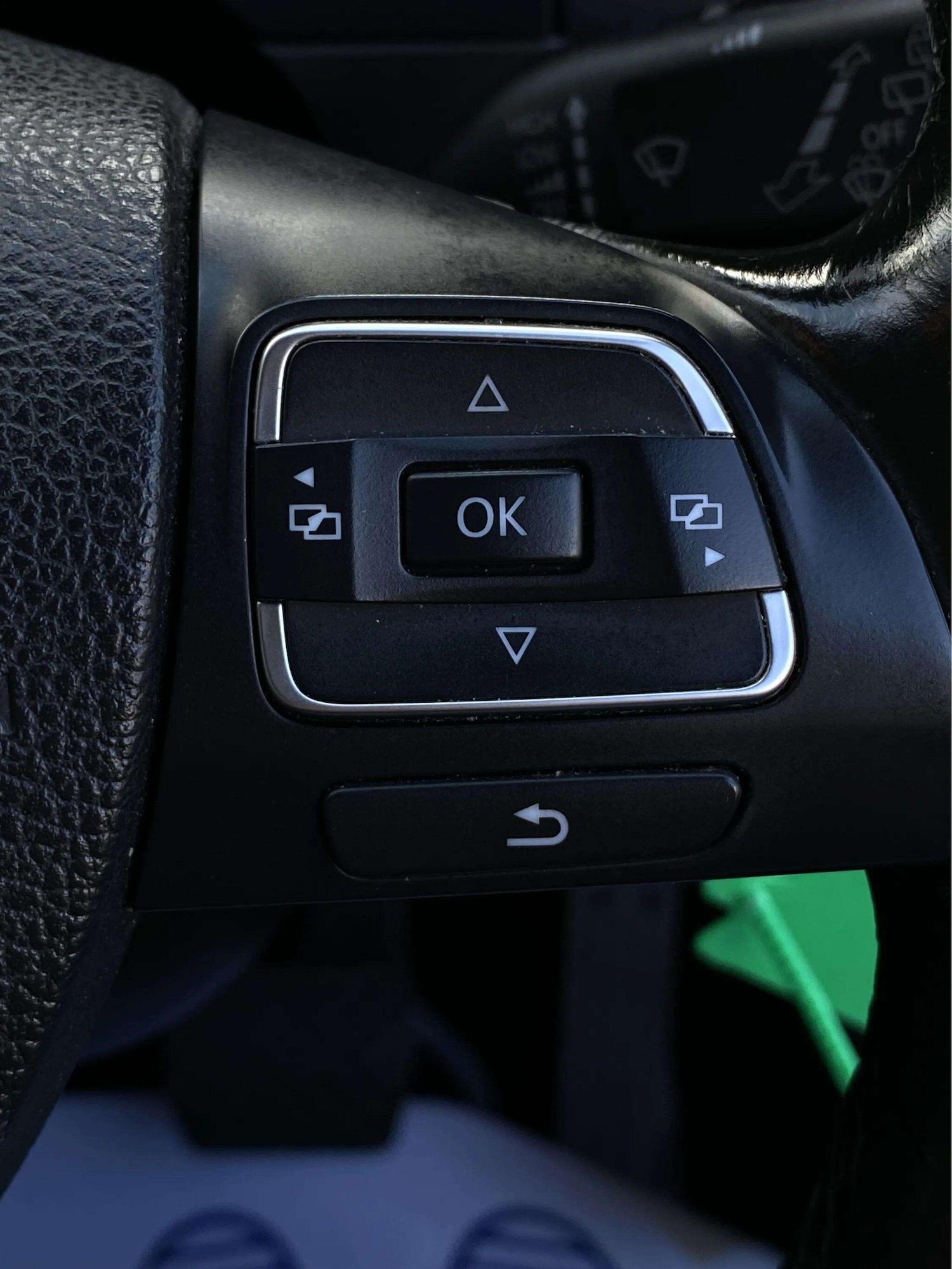 Used Volkswagen Touran 2012 for sale - 78033772: Photo 18