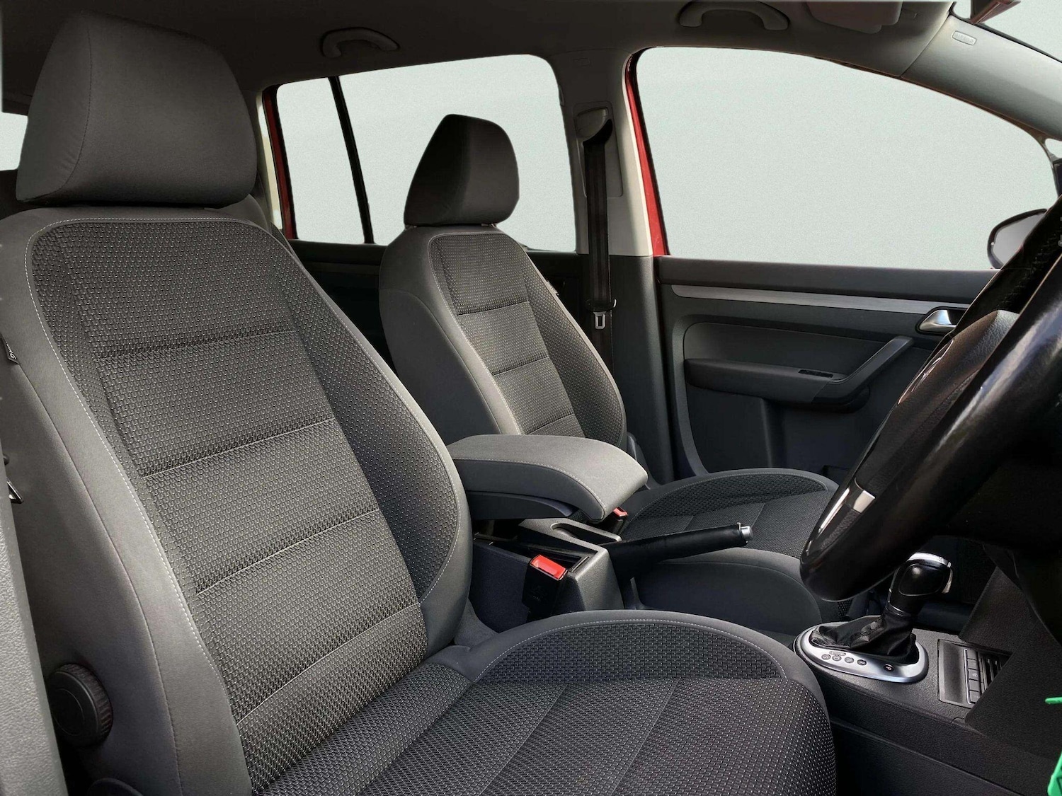 Used Volkswagen Touran 2012 for sale - 78033772: Photo 22