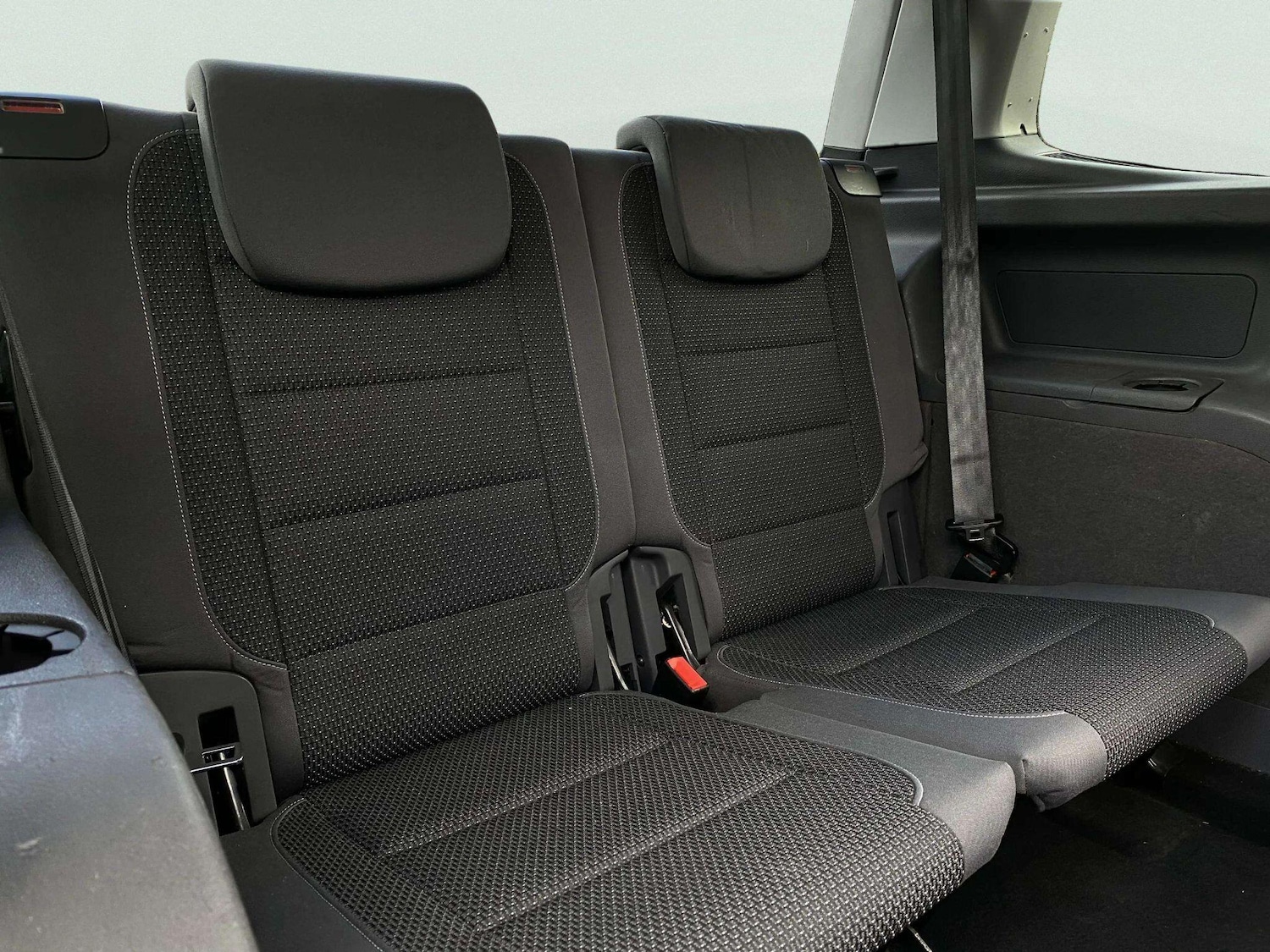 Used Volkswagen Touran 2012 for sale - 78033772: Photo 27