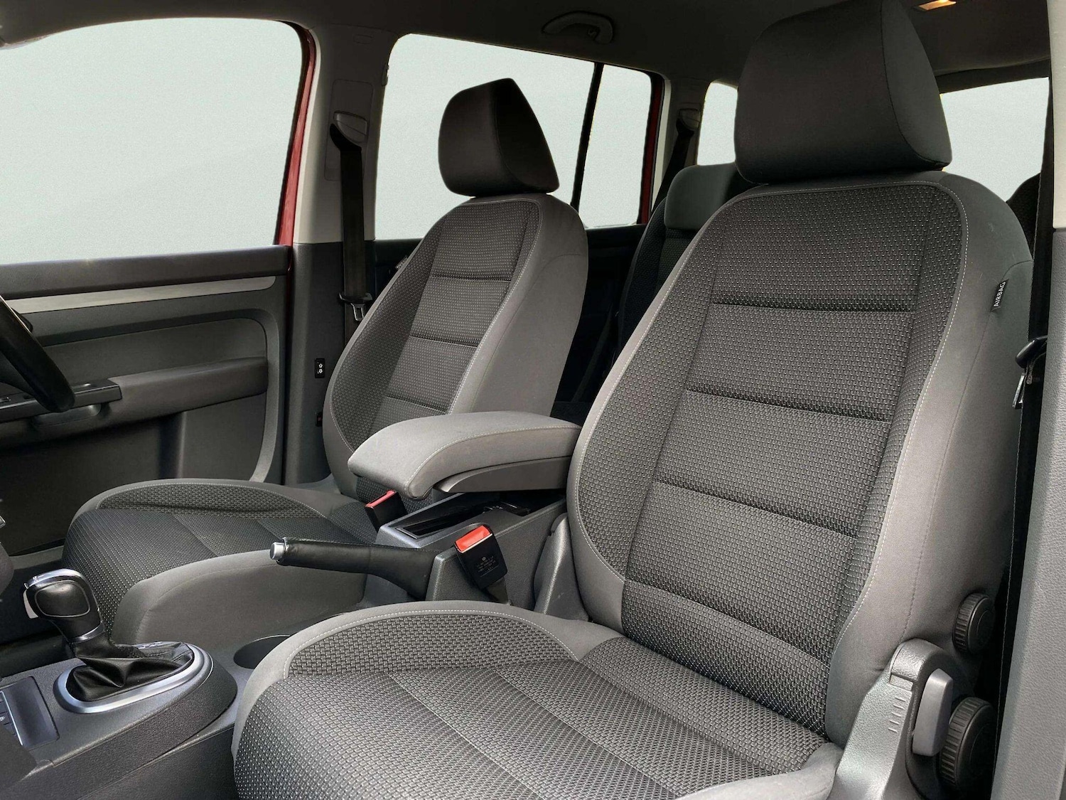 Used Volkswagen Touran 2012 for sale - 78033772: Photo 50