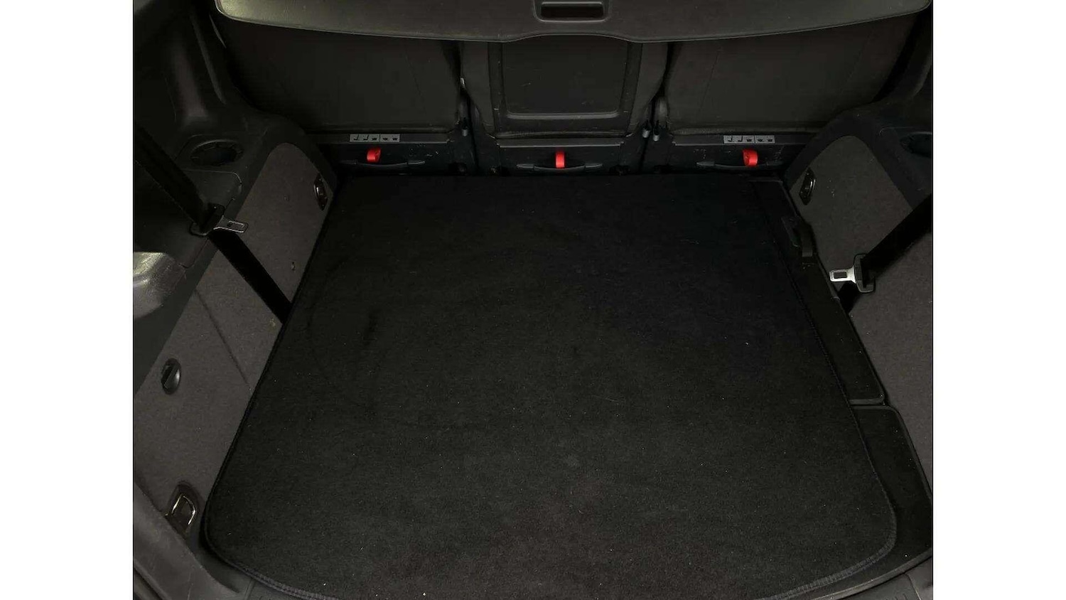 Used Volkswagen Touran 2012 for sale - 78033772: Photo 56