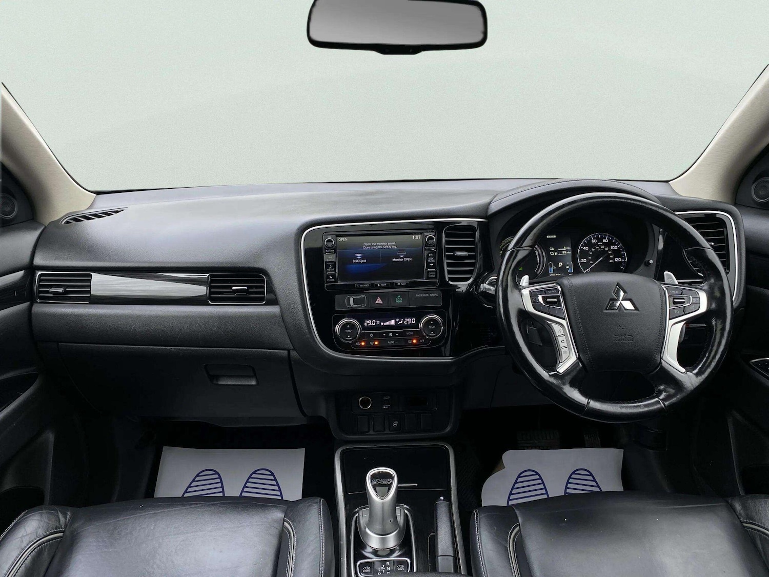 Used Mitsubishi Outlander 2015 for sale - 77807836: Photo 11