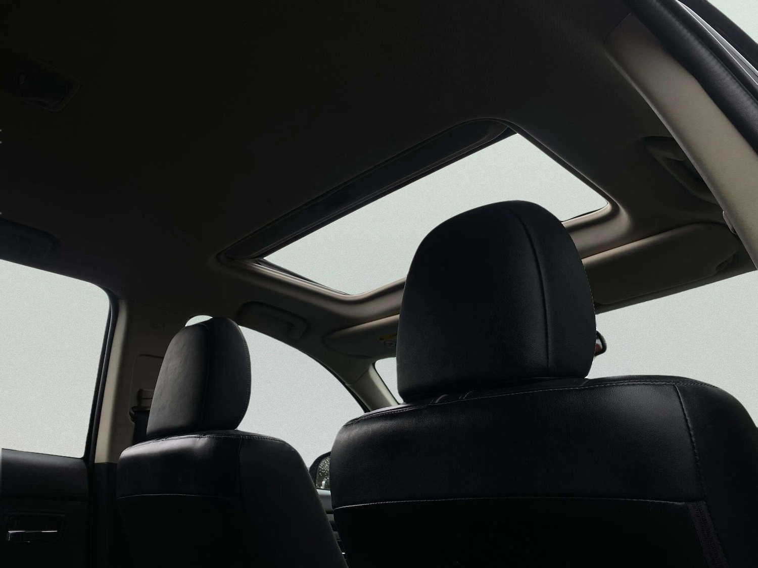 Used Mitsubishi Outlander 2015 for sale - 77807836: Photo 27