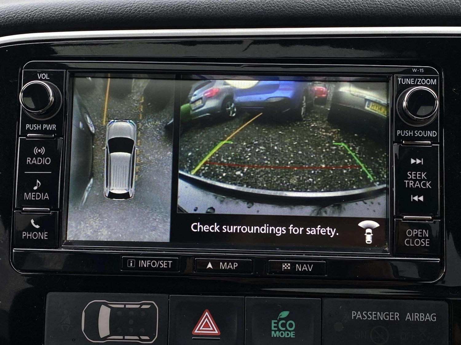 Used Mitsubishi Outlander 2015 for sale - 77807836: Photo 3