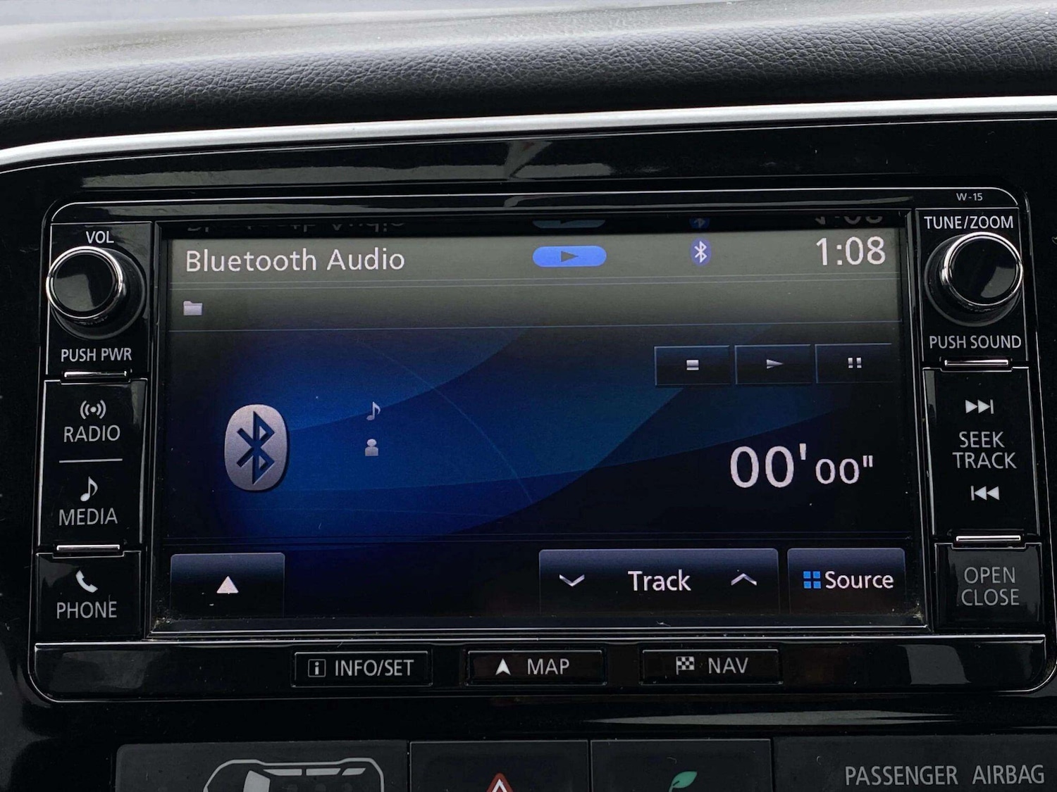 Used Mitsubishi Outlander 2015 for sale - 77807836: Photo 45