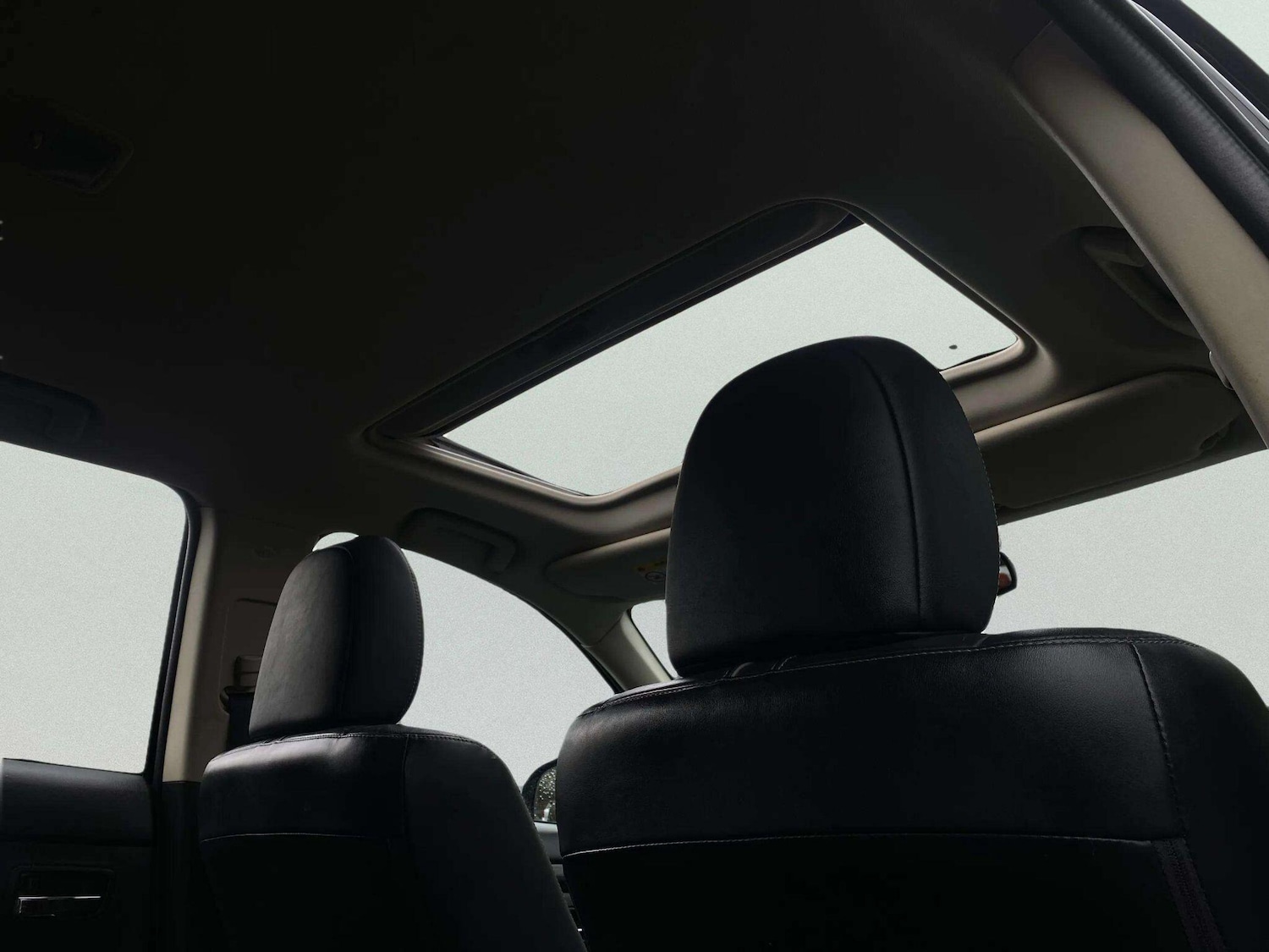 Used Mitsubishi Outlander 2015 for sale - 77807836: Photo 55