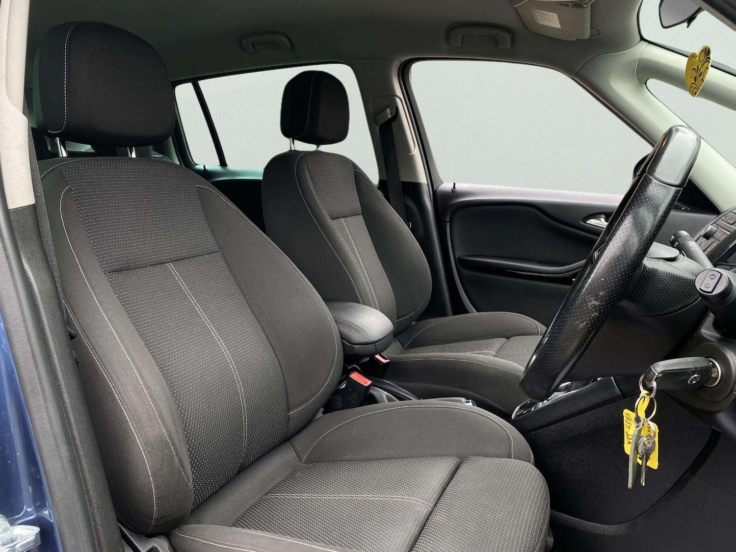 Used Vauxhall Zafira 2016 for sale - 78101120: Photo 25