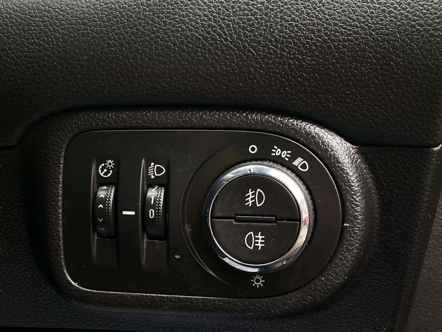 Used Vauxhall Zafira 2016 for sale - 78101120: Photo 50