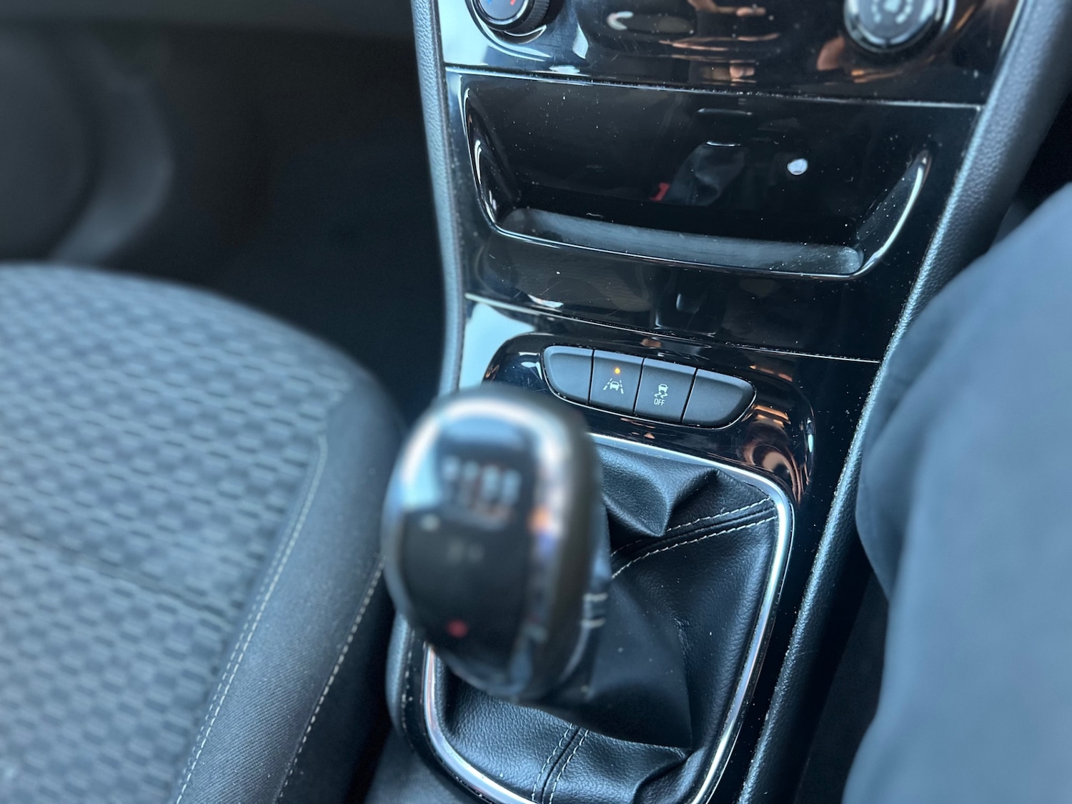 Used Vauxhall Astra 2016 for sale - 77045683: Photo 19