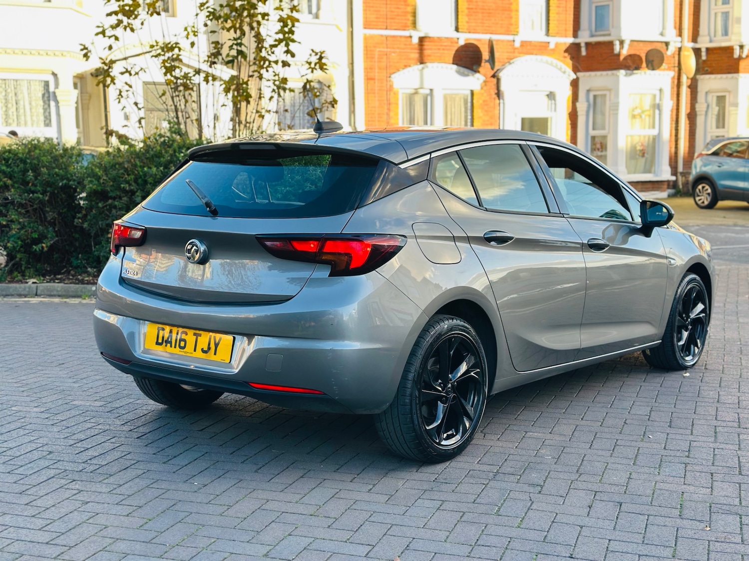 Used Vauxhall Astra 2016 for sale - 77045683: Photo 4