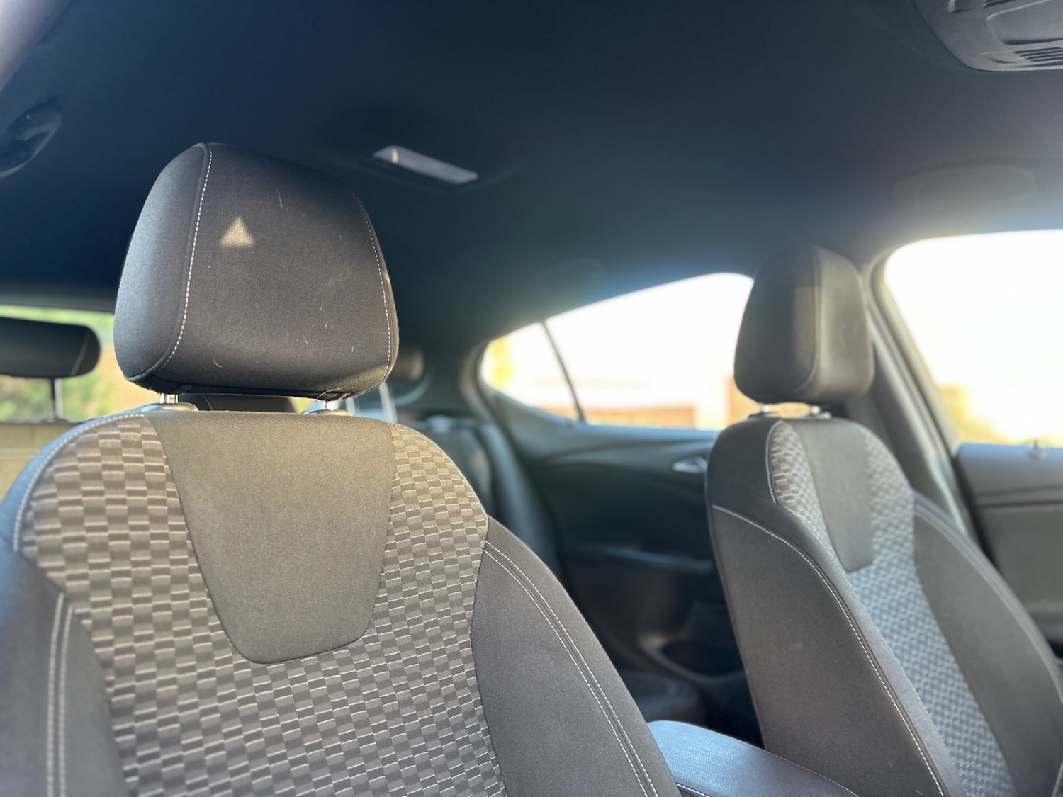 Used Vauxhall Astra 2016 for sale - 77045683: Photo 8