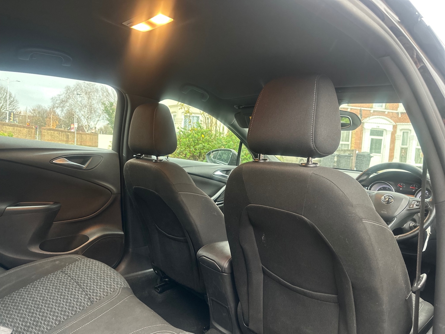 Used Vauxhall Astra 2016 for sale - 77045690: Photo 9