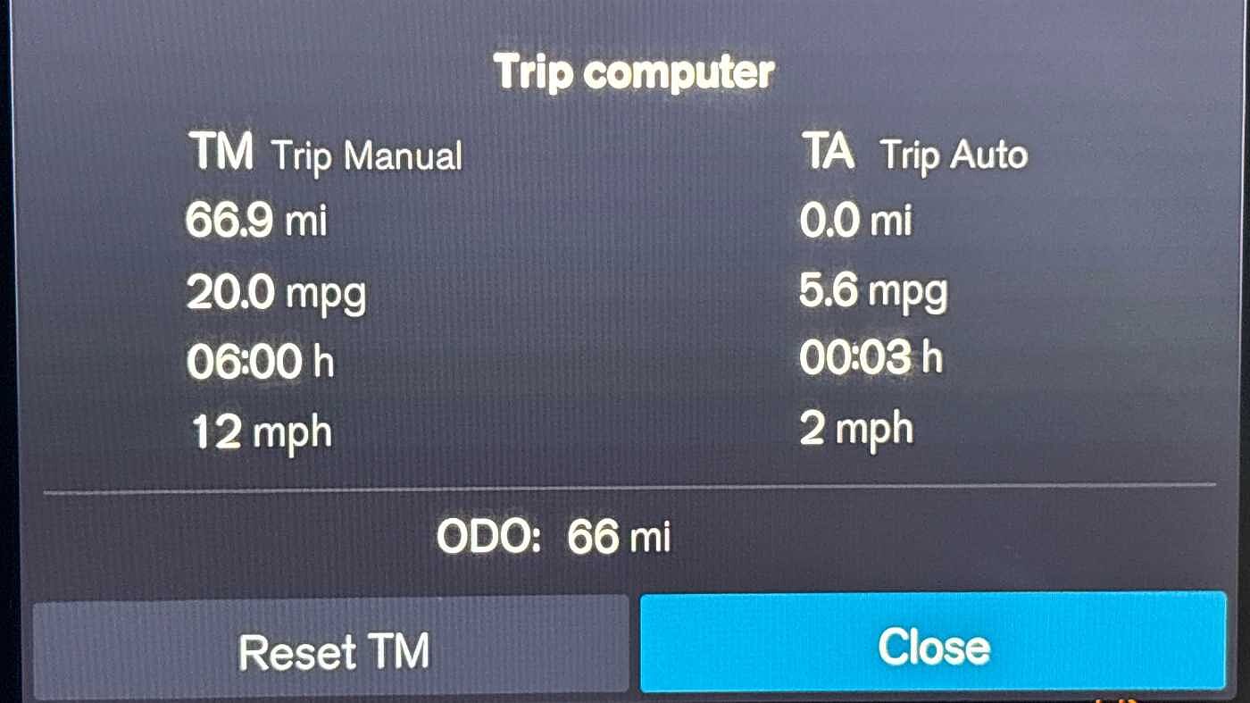 Used Volvo XC40 2025 for sale - 76670993: Photo 12