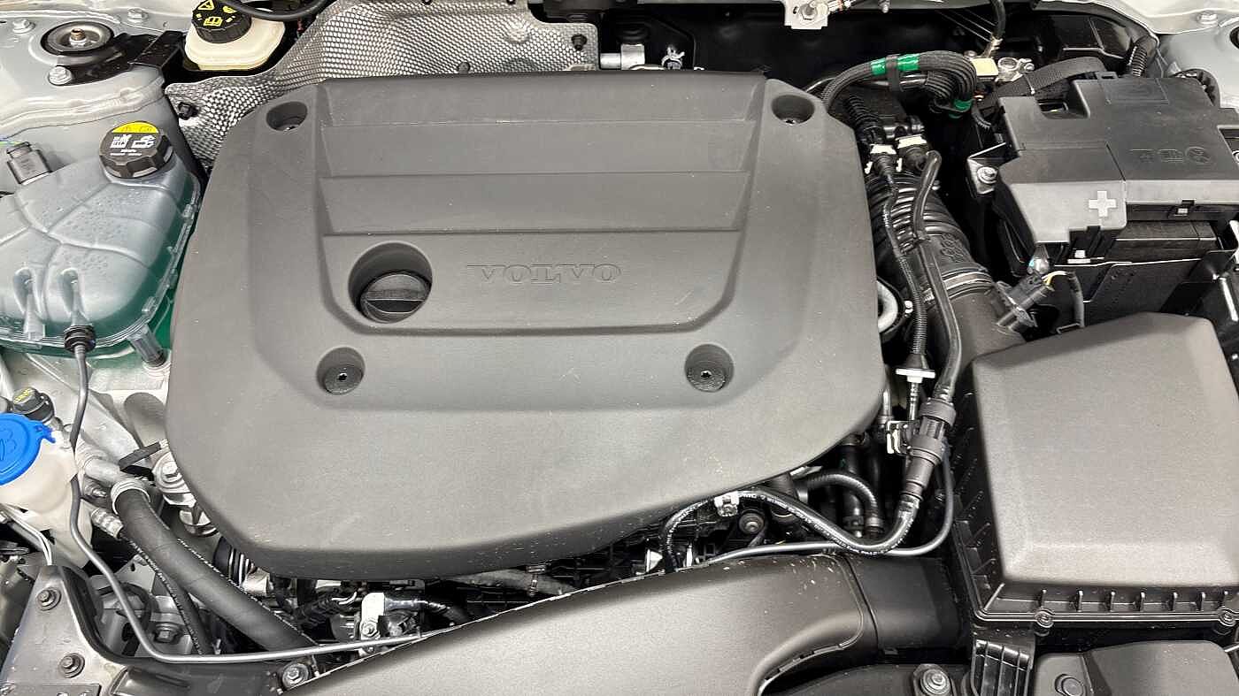 Used Volvo XC40 2025 for sale - 76670993: Photo 15